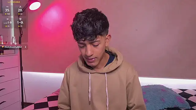 teobowny  online show from 11.26.25