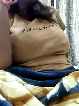 Snapshot of rakhi_143 chatting on 12.13.24 rakhi 143 online show from 12.13.24