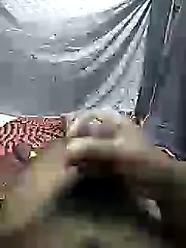 mallucallboy2104 online show from 02.17.25