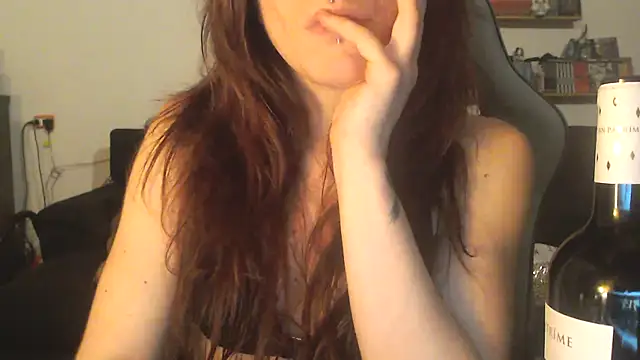 Snapshot of complicata_mente chatting on 01.13.25 complicata mente online show from 01.13.25