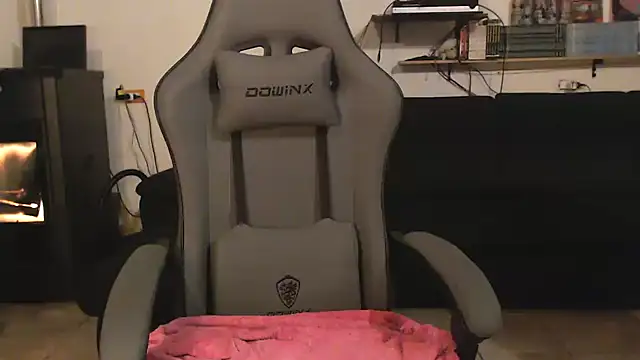 Snapshot of complicata_mente chatting on 02.26.25 complicata mente online show from 02.26.25