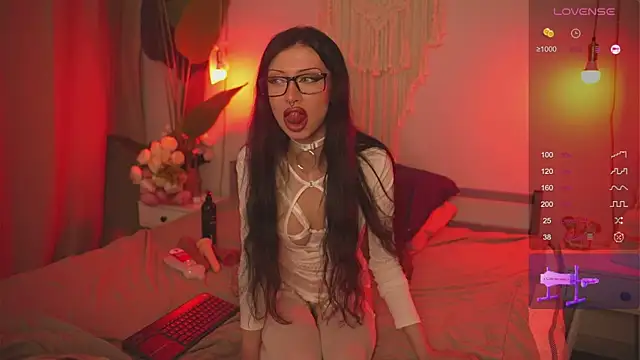 Devilsss toy online show from 03.03.25