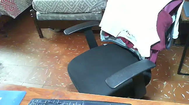 Snapshot of Roberto3102 chatting on 03.22.25 Roberto3102 online show from 03.22.25