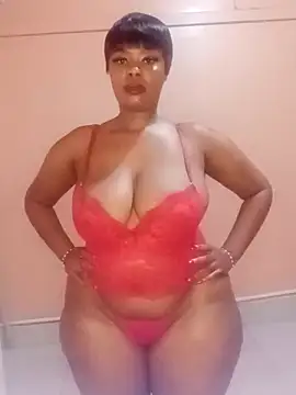 Luciouslips00 online show from 06.10.26