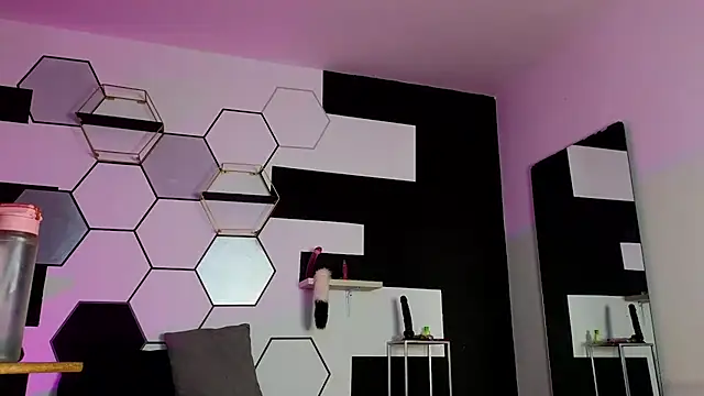 haileycat online show from 01.07.25