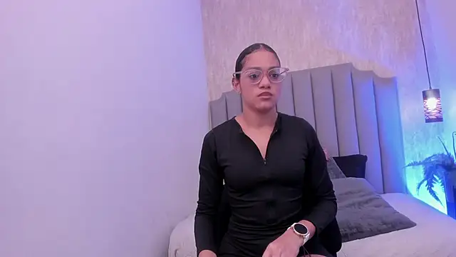 Snapshot of Alahia_Baiter chatting on 12.08.24 Alahia Baiter online show from 12.08.24