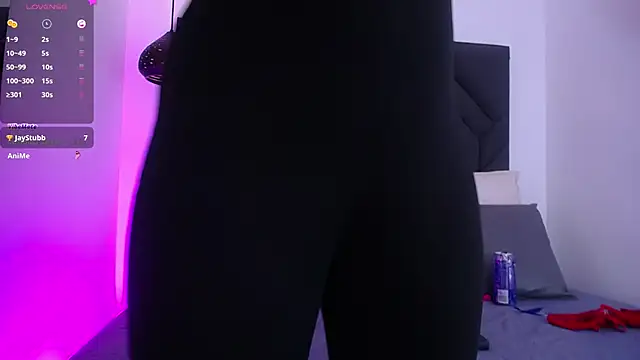 Snapshot of Alahia_Baiter chatting on 03.08.25 Alahia Baiter online show from 03.08.25