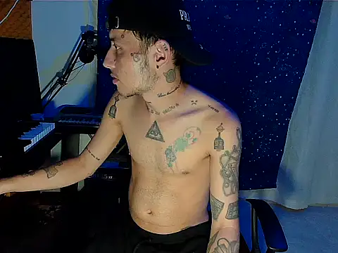 Snapshot of patrik_tattoo_ chatting on 12.03.24 patrik tattoo online show from 12.03.24