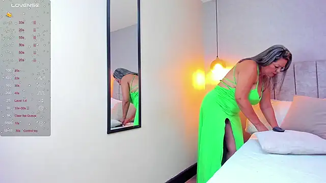 tutu milf online show from 01.07.25