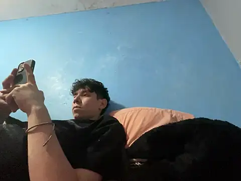 Snapshot of Omaaaaaaa00001 chatting on 02.12.25 Omaaaaaaa00001 online show from 02.12.25