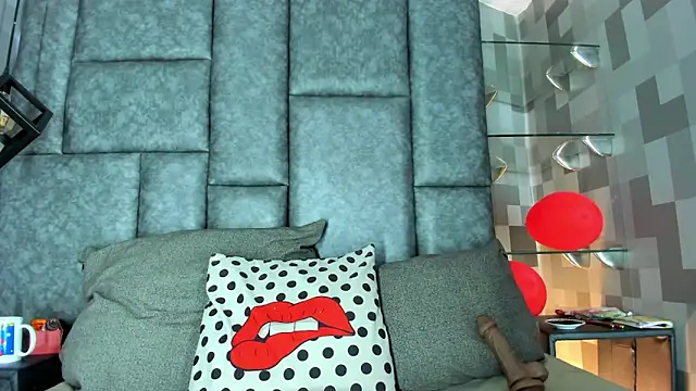 Snapshot of Corina_Taylor_ chatting on 02.28.25 Corina Taylor  online show from 02.28.25