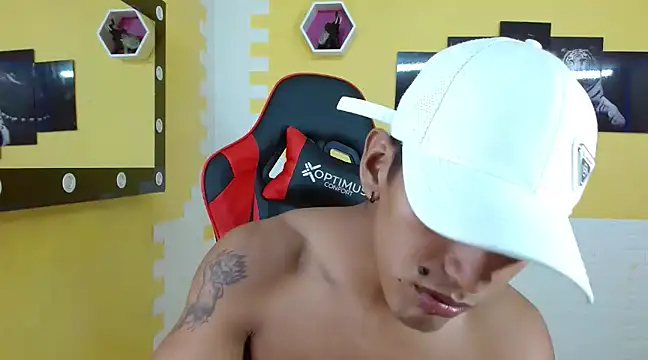 mau elixxx online show from 01.18.25