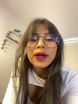 Snapshot of Jade_Zephyra chatting on 02.05.26 Jade Zephyra online show from 02.05.26