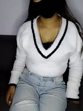 Snapshot of Surbhi_Ji chatting on 12.11.24 Surbhi Ji online show from 12.11.24