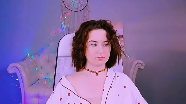 AnnTerry  online show from 02.25.25