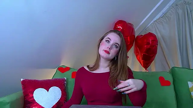 Snapshot of DanaDrake chatting on 02.17.25 DanaDrake online show from 02.17.25