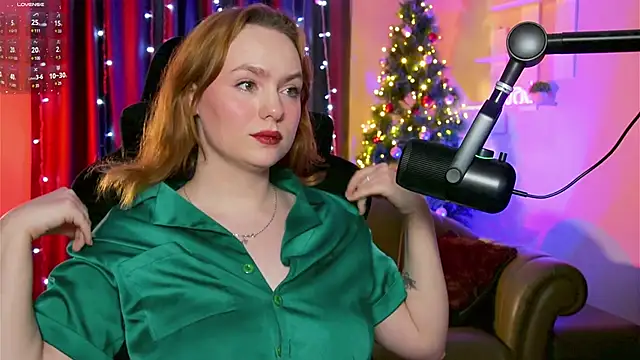 Kari Lunna online show from 12.21.24