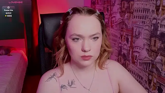 Kari Lunna online show from 02.08.25