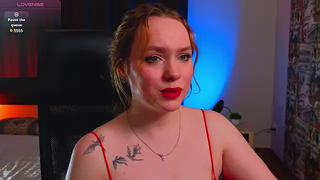 Kari Lunna online show from 03.12.25