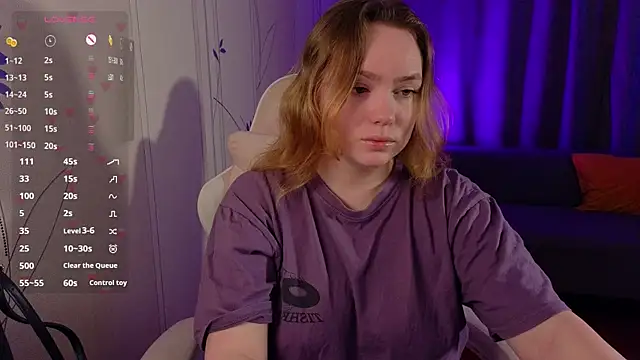 Kari Lunna online show from 10.26.25