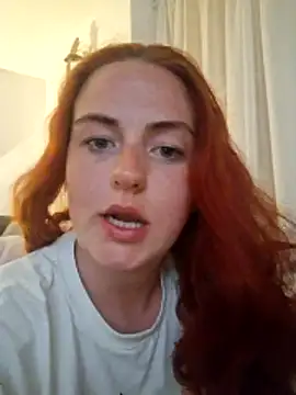 Snapshot of ENGLISHEMILY_69 chatting on 05.09.26 ENGLISHEMILY 69 online show from 05.09.26