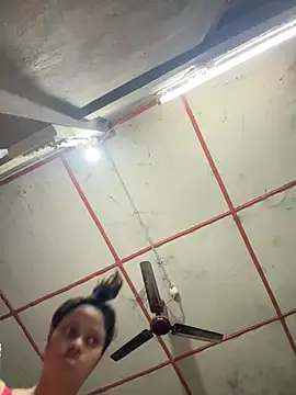 Miss-Kamini online show from 02.25.25