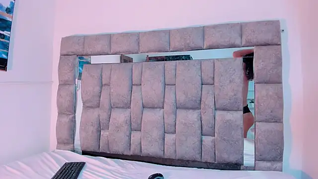 zulyjones online show from 12.27.24