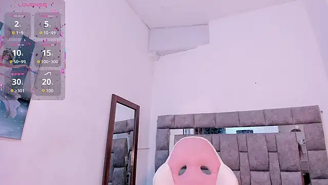 zulyjones online show from 10.07.25