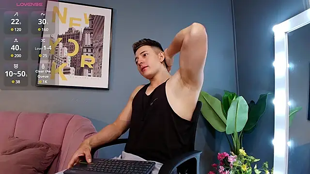 Snapshot of Zack_Miller24 chatting on 02.13.25 Zack Miller24 online show from 02.13.25