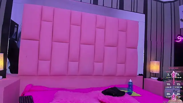 Brithanyslim online show from 12.21.24