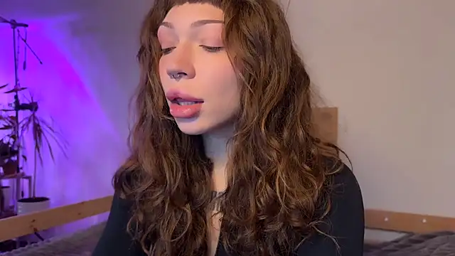 PaulaPratt online show from 09.21.25