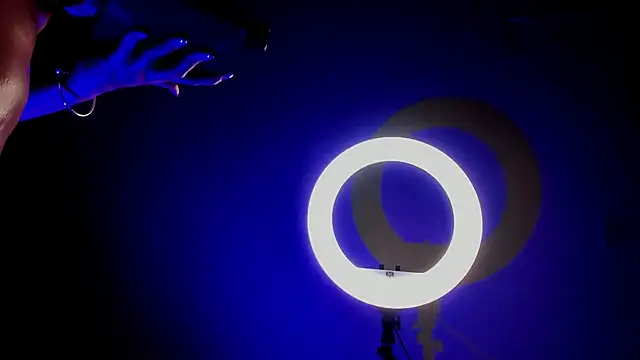 VICTORIA RASH online show from 02.14.26