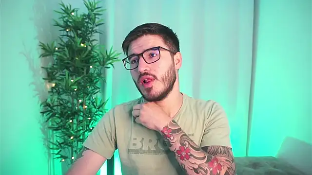 Tony Wylie online show from 11.05.25