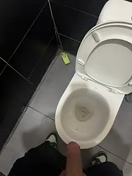 Snapshot of djtimka chatting on 02.24.26 djtimka online show from 02.24.26