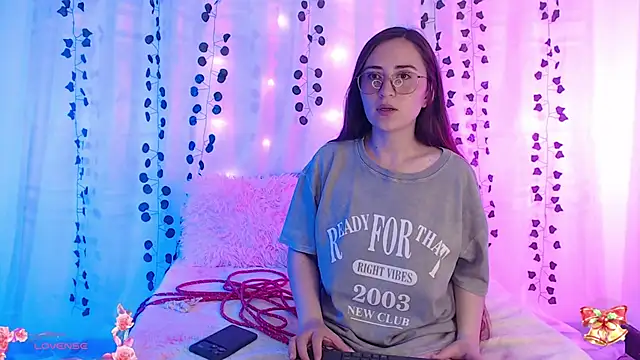 Snapshot of centaurigirl chatting on 12.30.24 centaurigirl online show from 12.30.24