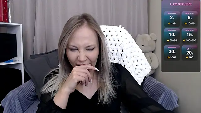 Sunny bunny6 online show from 02.09.26