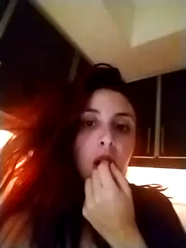 Snapshot of maipilu chatting on 02.19.25 maipilu online show from 02.19.25