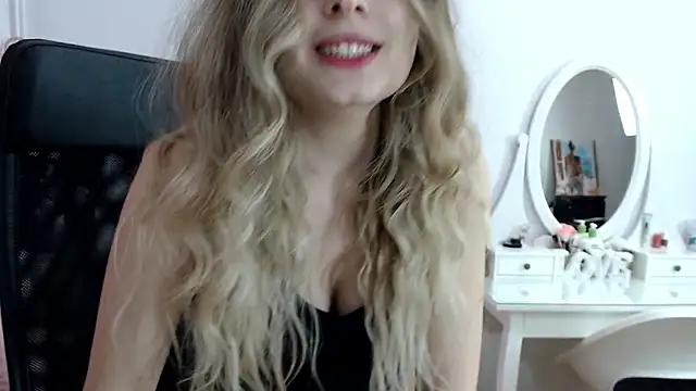  sweettreat online show from 03.13.25