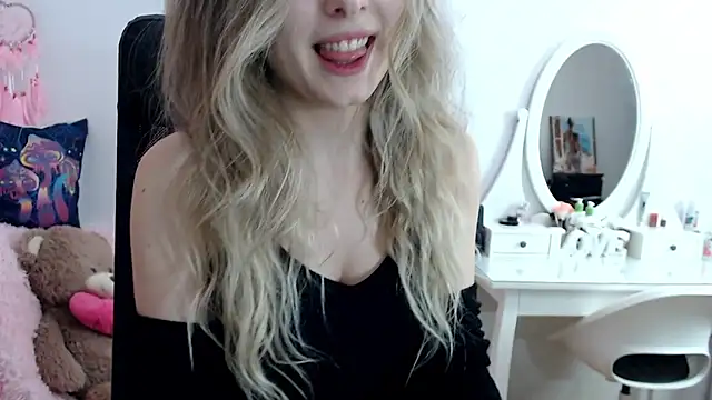  sweettreat online show from 03.14.25