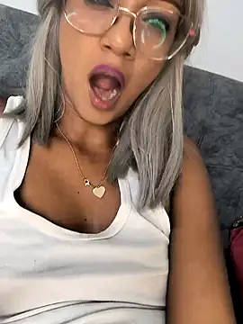 Amaliu  online show from 01.26.25