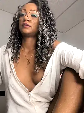 Amaliu  online show from 02.28.25