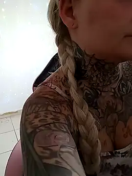 Lisacasandra online show from 12.24.24