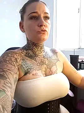 Lisacasandra online show from 03.02.25