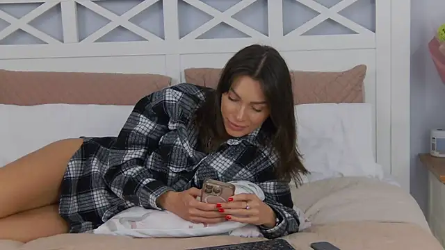 BarbaraHaze online show from 04.16.26