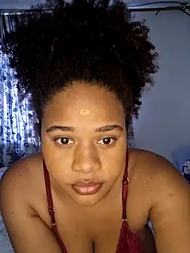 DANIELA MICHEL online show from 01.11.25