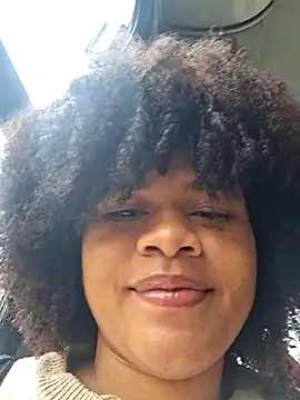 DANIELA MICHEL online show from 03.07.25