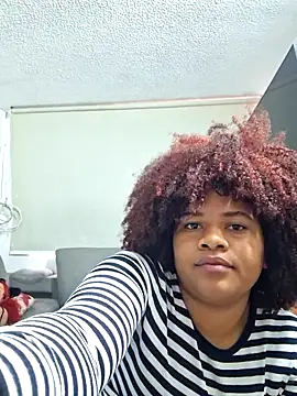 DANIELA MICHEL online show from 09.29.25