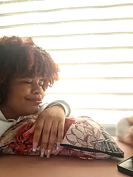 DANIELA MICHEL online show from 12.20.25