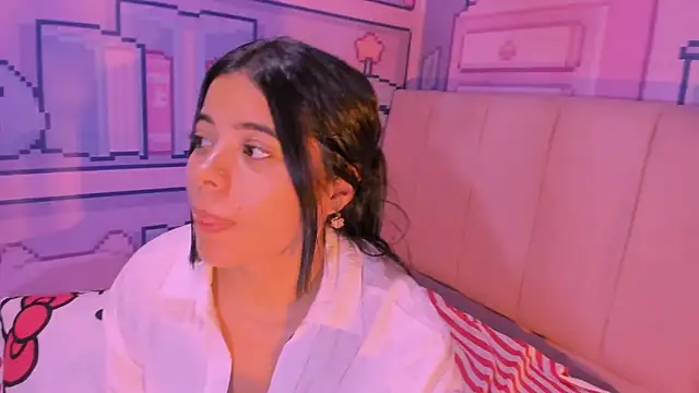 Snapshot of _18alice chatting on 02.06.25 18alice online show from 02.06.25