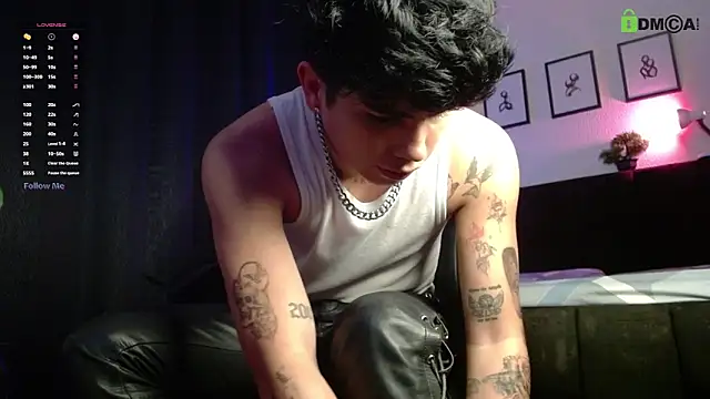 Snapshot of LyleBennett_ chatting on 03.29.26 LyleBennett online show from 03.29.26